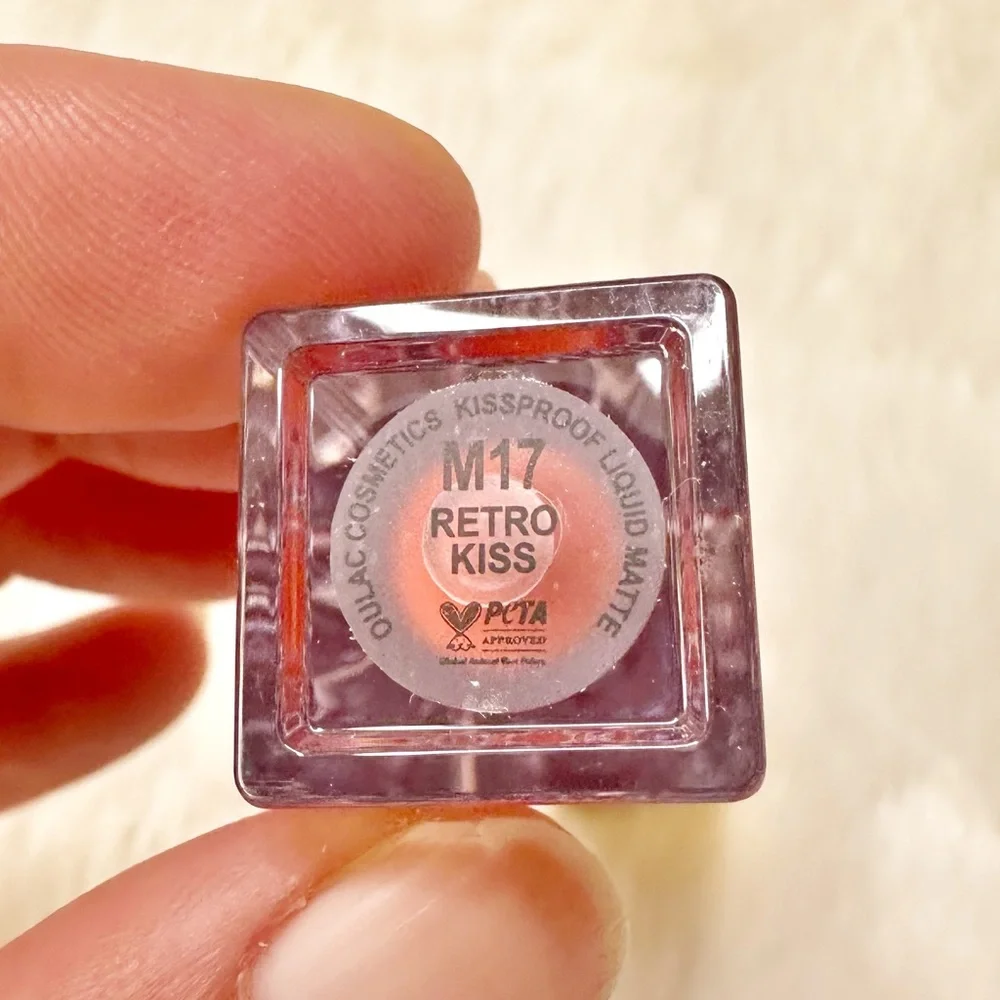 NIB Oulac Kissproof Matte Liquid Lipstick in Retro Kiss Full Size 4.5ml